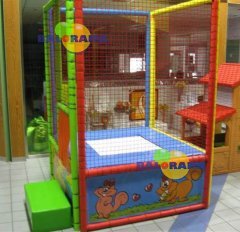 Ev Tipi Trambolin 1.6x1.6x2m