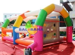 Şişme Oyun Renkli Şut Becerisi 6x5x3m