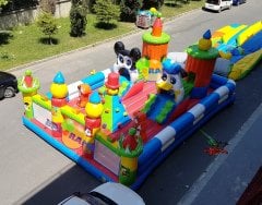 Çizgi Karakterler Şişme Oyun Parkı 10x6x5m