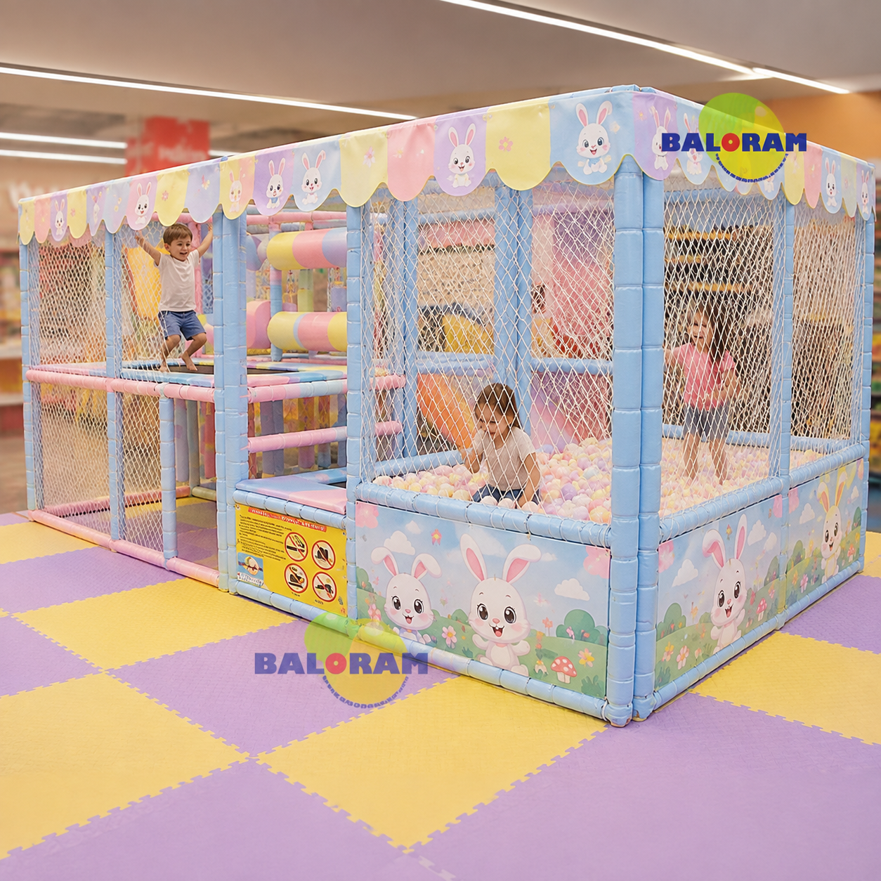 حوض كرات 5 × 2.5 × 2 متر