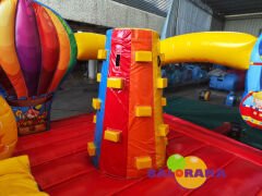 Renkli Karnaval Şişme Oyun Alanı 7x5x3.1h Mt