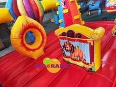 Renkli Karnaval Şişme Oyun Alanı 7x5x3.1h Mt