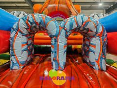 Sevimli Dinozorlar Engelli Parkur 7.5x2.4x3.3h Mt